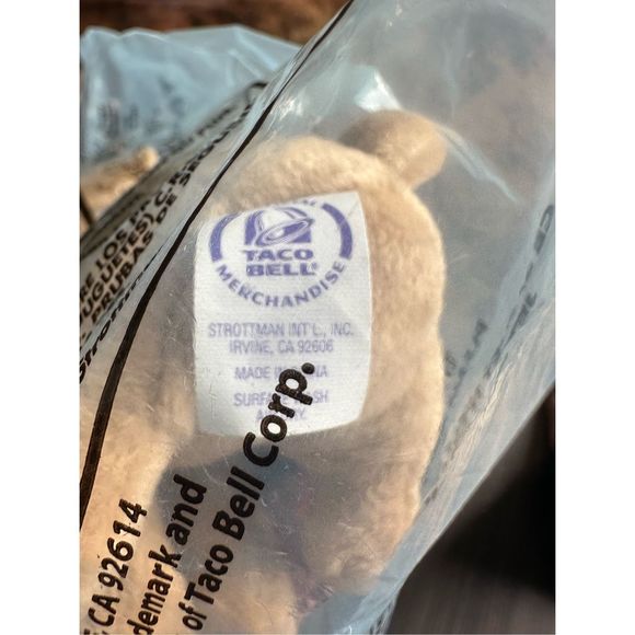 Taco Bell singing chihuahua vintage in original packaging singing “Chances Are” - Picture 5 of 6